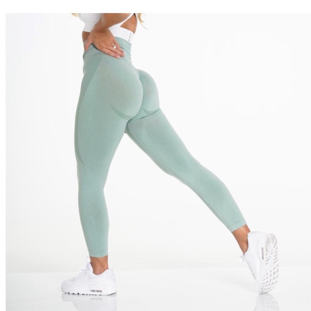NVGTN sage green contour seamless leggings